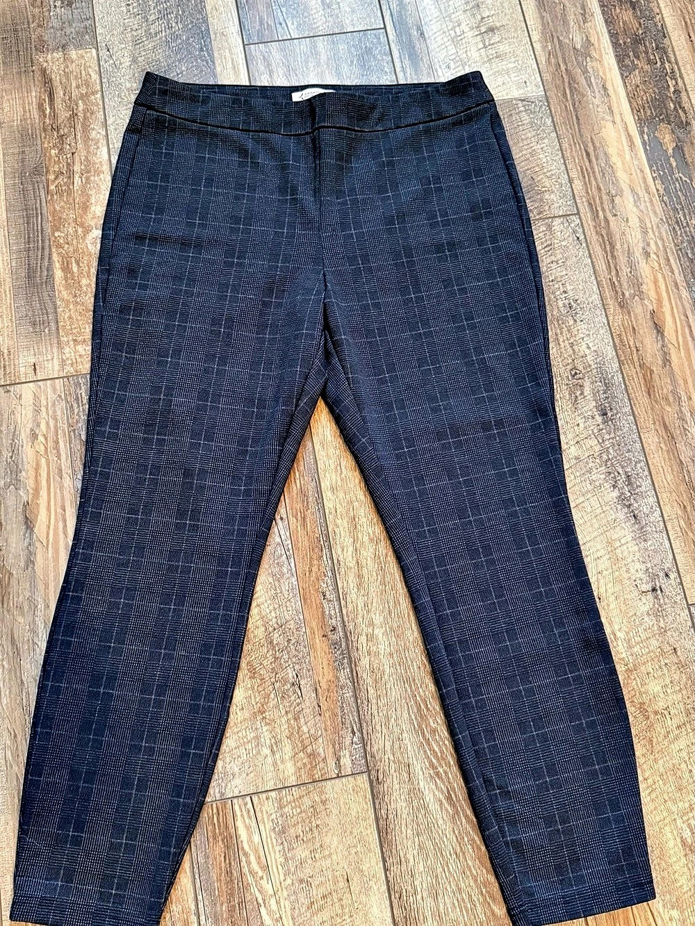 Nanette Lepore - Glen Plaid Pull-On Ponte Pants - L - Charcoal Plaid